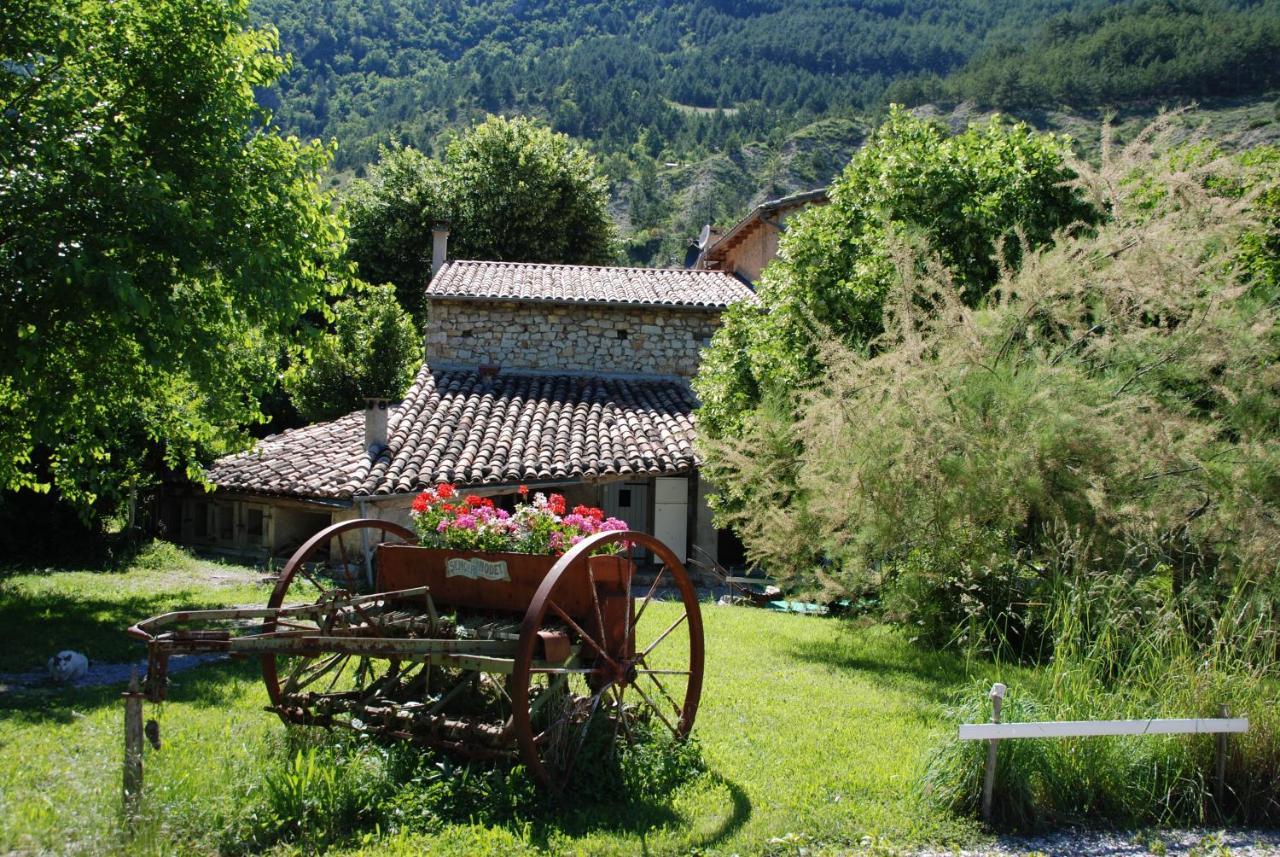 Bed and Breakfast Le Moulin Pradelle Exterior foto