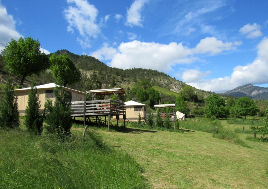 Bed and Breakfast Le Moulin Pradelle Exterior foto