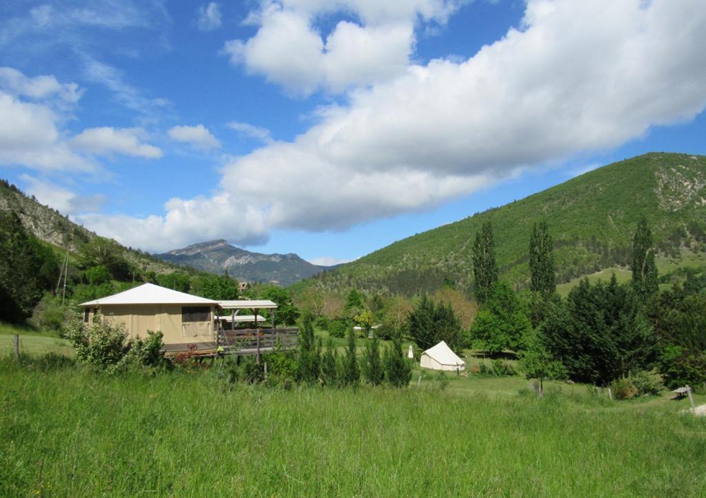 Bed and Breakfast Le Moulin Pradelle Exterior foto