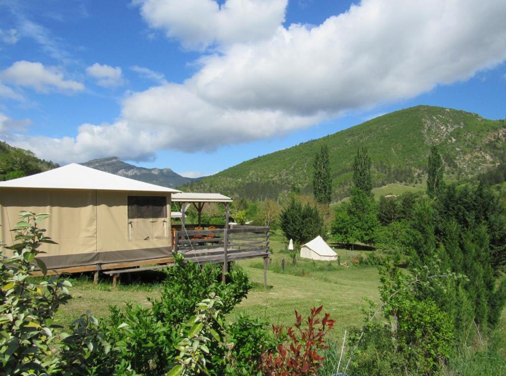 Bed and Breakfast Le Moulin Pradelle Exterior foto